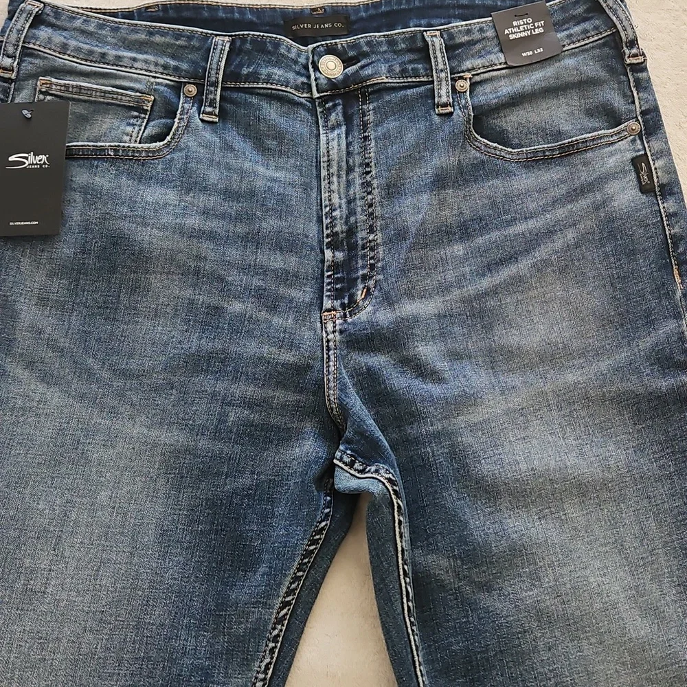 NEW Mens Silver Risto Athletic Fit Skinny Leg Max Flex Jeans: Indigo: 38x32